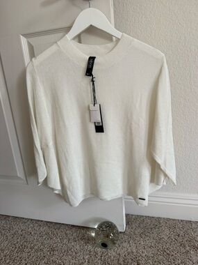 Savvi Katrina Crepe Sweater Batwing Ivory Top - Size XS/S - NWT!